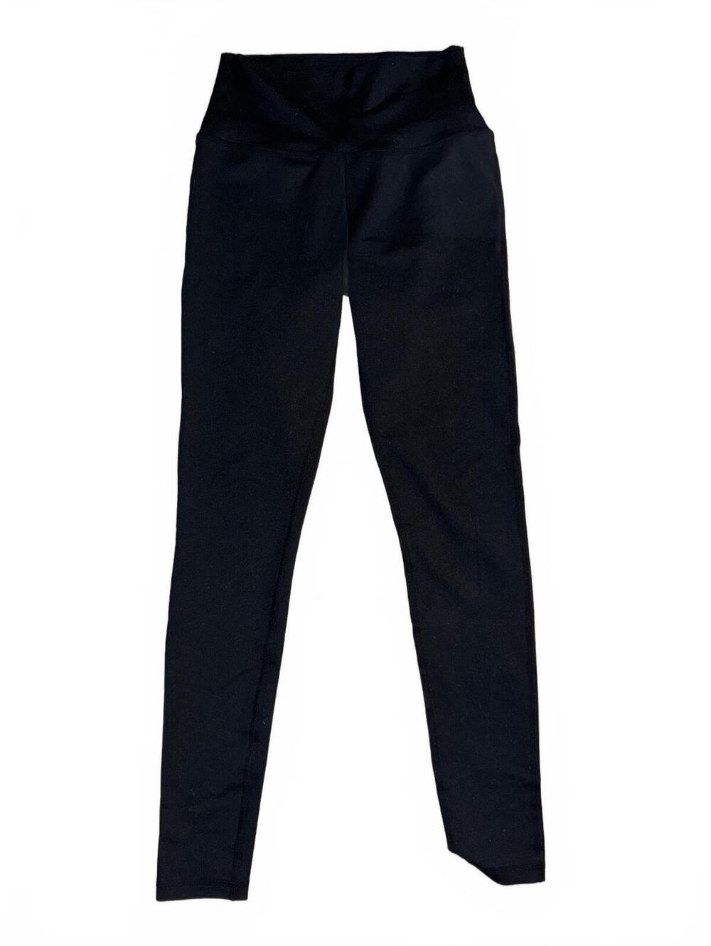 Women’s Manduka black yoga pants/leggings Size M